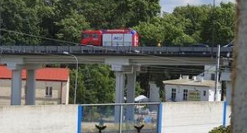 Z ostatniej chwili: Chciał skoczyć z wiaduktu?