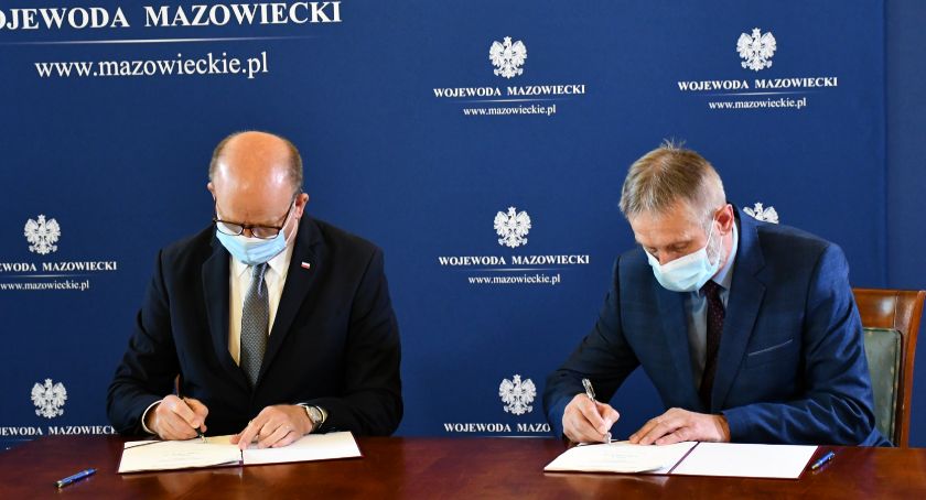 Umowy podpisane. Są pieniądze na drogi dla Powiatu Ciechanowskiego i Gminy Sońsk
