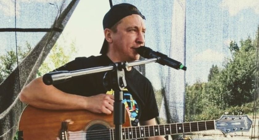 Letnia Scena Muzyczna w Ciechanowie - Damian Lange Solo Act