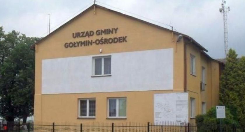 Modernizacja budynku urzędu w Gołyminie. Podpisano umowę