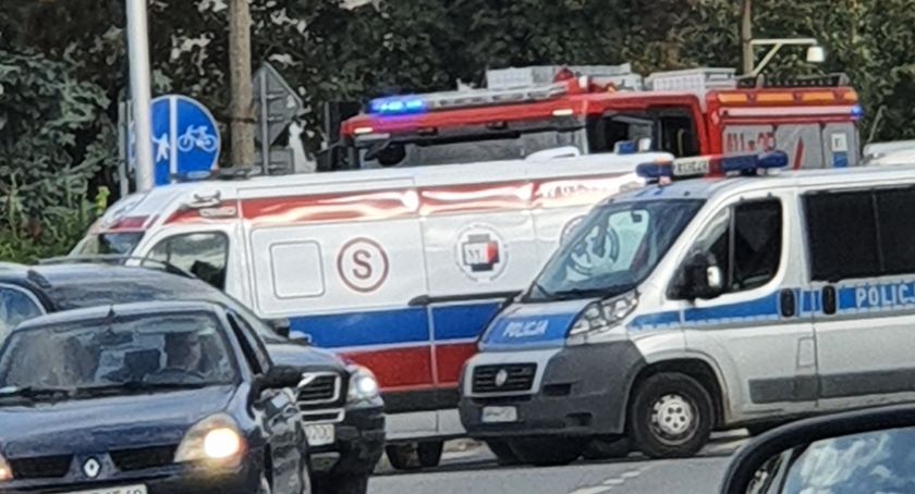 Rowerzysta wtargnął na jezdnię. Zdarzenie na ul.17 stycznia