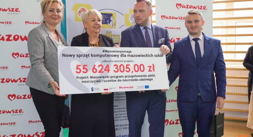Szkoły z powiatu ciechanowskiego z unijnym wsparciem [zdjęcia]