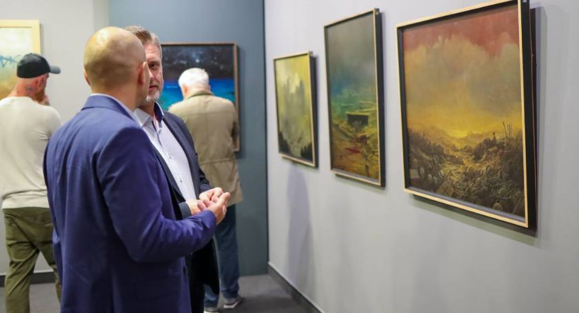 Wernisaż wystawy Beksiński w Opinogórze - Romantyzm nieoczywisty [foto/wideo]