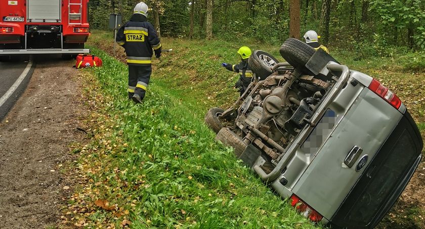 Ford wypadł z drogi