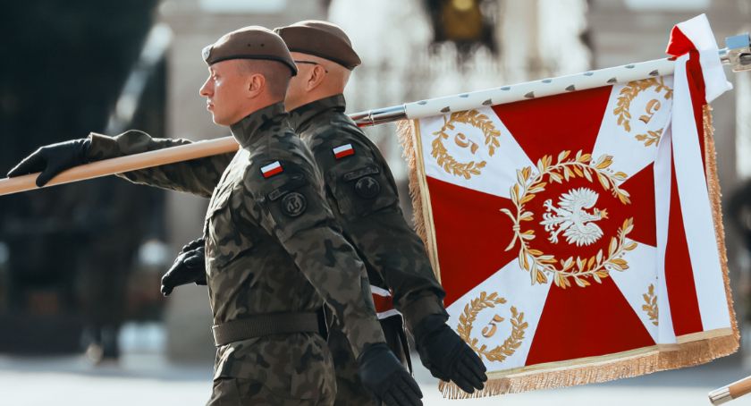 5. Mazowiecka Brygada Obrony Terytorialnej ma swój sztandar [zdjęcia]
