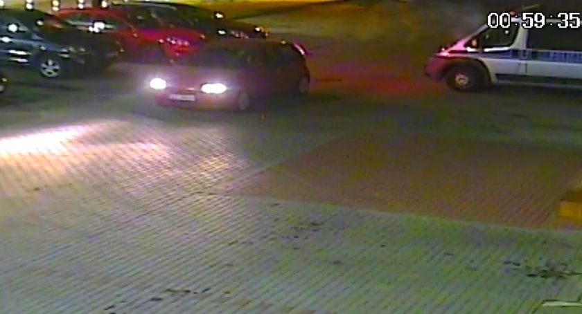 Pijany sam przyjechał pod budynek komendy policji