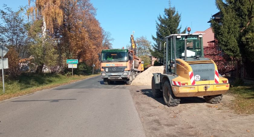 Ruszyła przebudowa drogi powiatowej w gminie Sońsk [zdjęcia]