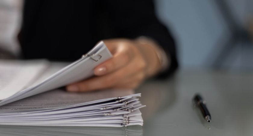Jaka jest zależność między sumą ubezpieczenia a wartością majątku