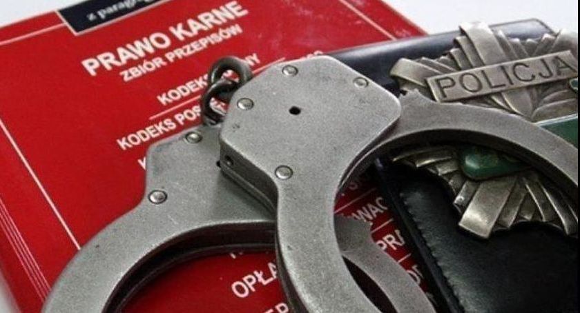 Podejrzany o zaatakowanie rodziny nie usłyszał jeszcze zarzutów