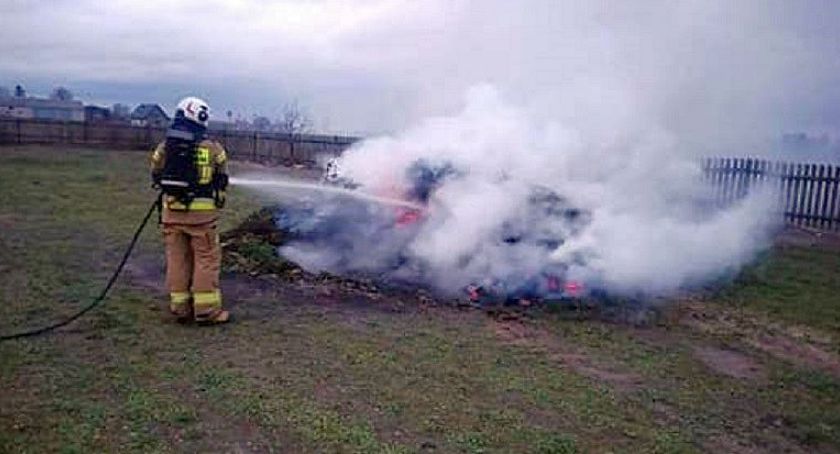 Wypalał na posesji. Interweniowała straż pożarna 