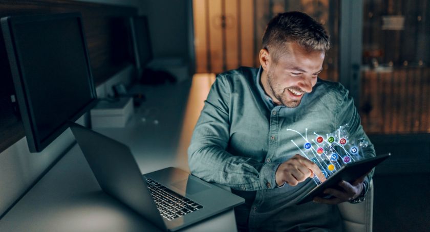 Czy rekordy szybkości internetu to bardziej PR czy realne sukcesy?