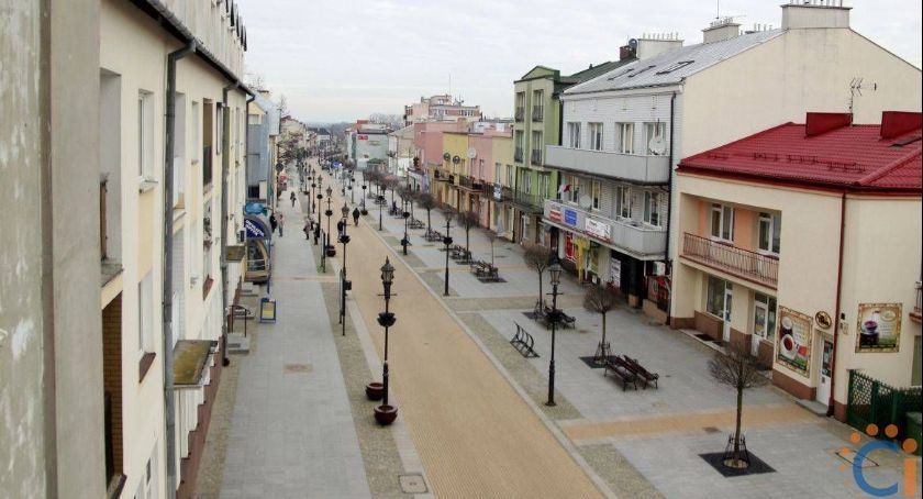 Mieszkańców Ciechanowa czeka podwyżka opłat. Podatki od nieruchomości w górę
