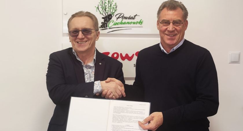 Jest umowa na przebudowę kolejnej drogi w powiecie ciechanowskim