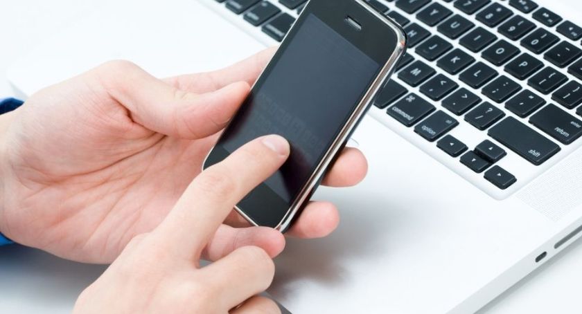 Gdzie szukać numerów telefonów w sieci?