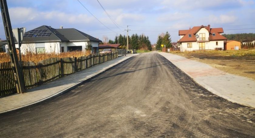 Kolejna ulica w Glinojecku przeszła remont [zdjęcia]