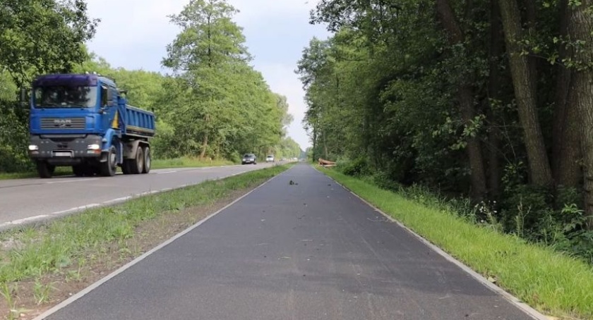 Poprawią bezpieczeństwo przy nowej ścieżce rowerowej. Chcą ograniczyć ryzyko wypadków