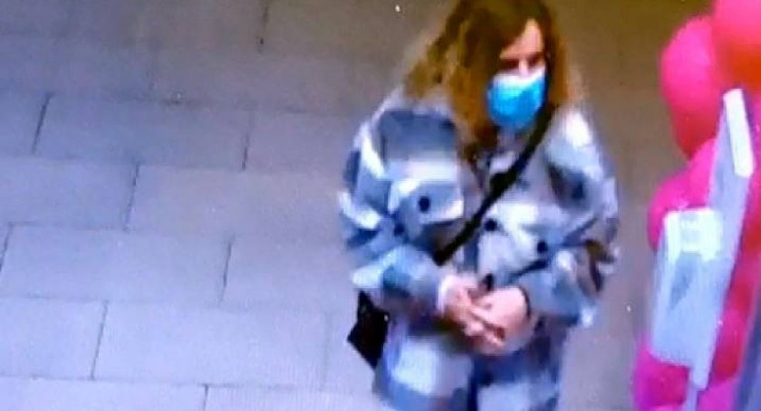 AKTUALIZACJA: Kradły w ciechanowskim centrum handlowym. Policja poszukuje dwóch kobiet [zdjęcia]