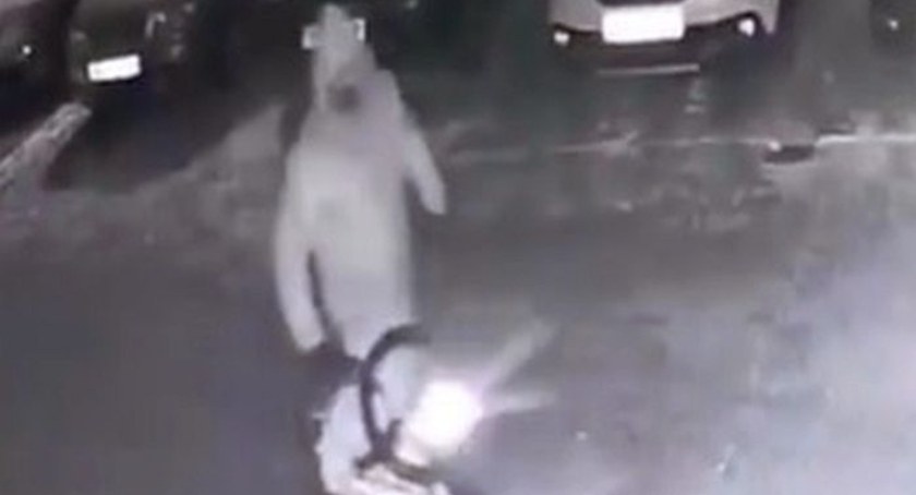 Ukradł wózek i rower dziecięcy. Szuka go policja [zdjęcia]