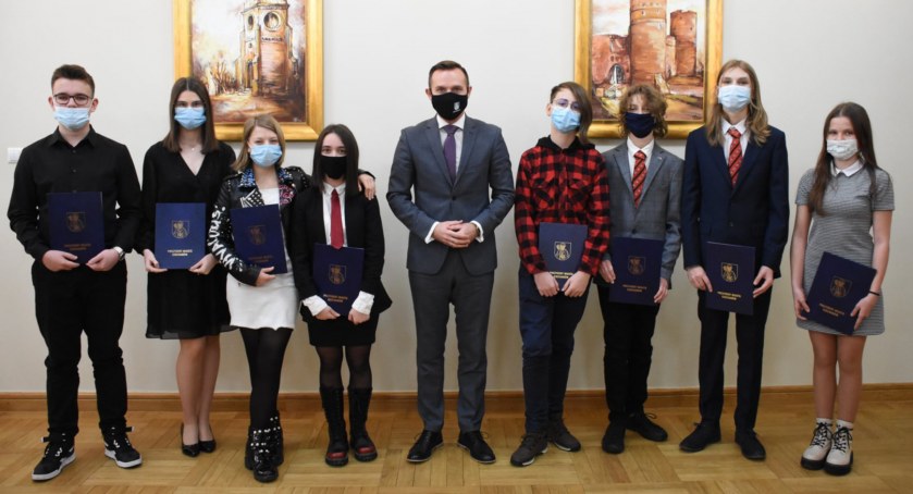Stypendia dla młodych artystów z ciechanowskich szkół