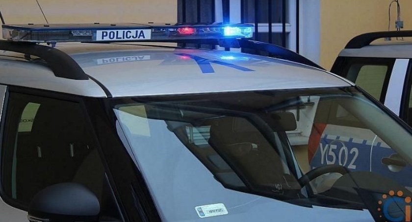 Nastolatek spowodował kolizję w Ciechanowie. Kierował bez prawa jazdy
