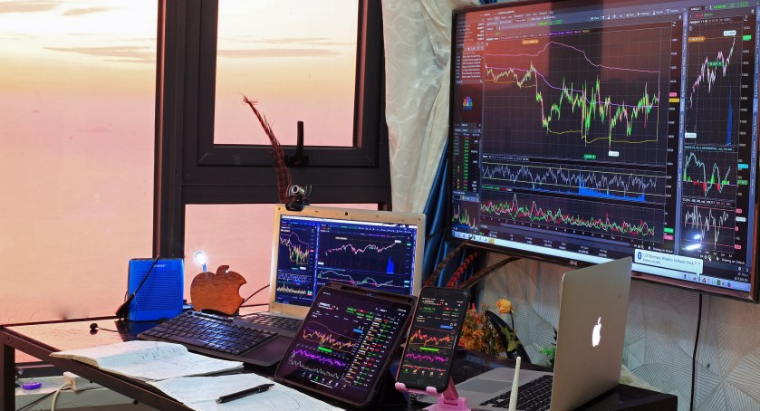 Jak wybrać odpowiedniego brokera ETF?