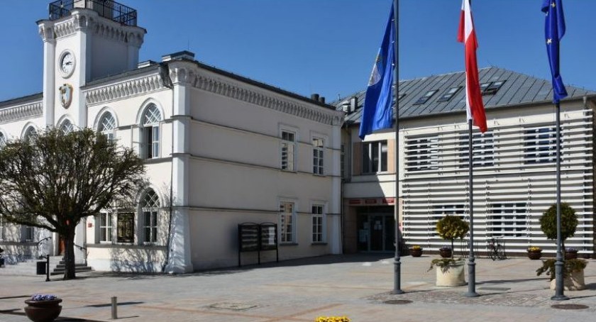 Rada Miasta Ciechanów: Stanowczo potępiamy działania rosyjskiego agresora