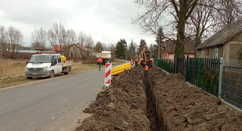Wznowili prace na drodze w powiecie ciechanowskim [zdjęcia]
