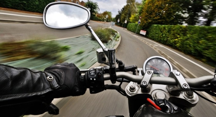 Młody motocyklista zatrzymany przez ciechanowską drogówkę