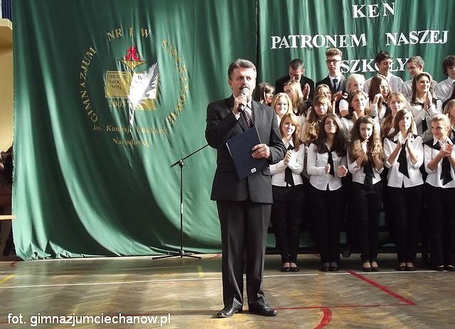 Gimnazjum nr 1 obchodzi 10 - lecie nadania imienia
