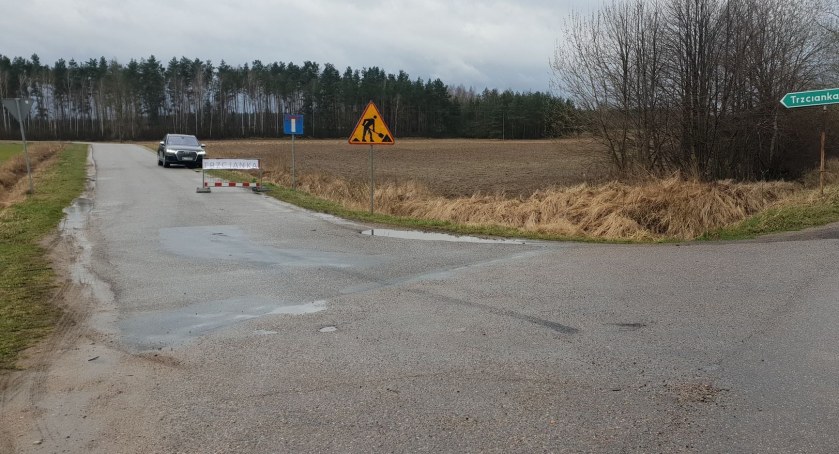 Droga w powiecie ciechanowskim jest nieprzejezdna