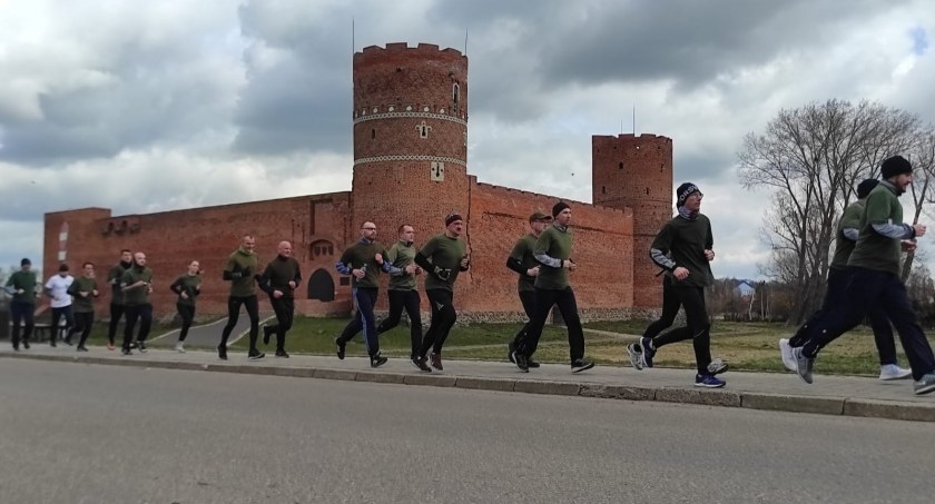 W Ciechanowie na sportowo uczcili pamięć o patronie brygady [zdjęcia]