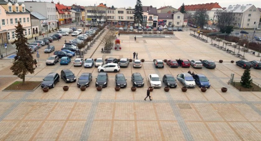 Pierwszy krok w kierunku odbetonowania centrum Ciechanowa