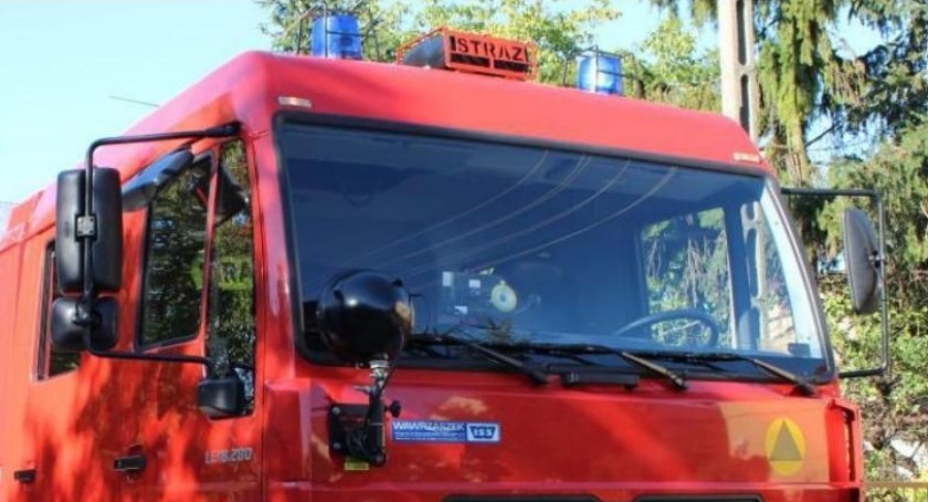 Pożar Mercedesa w Ciechanowie
