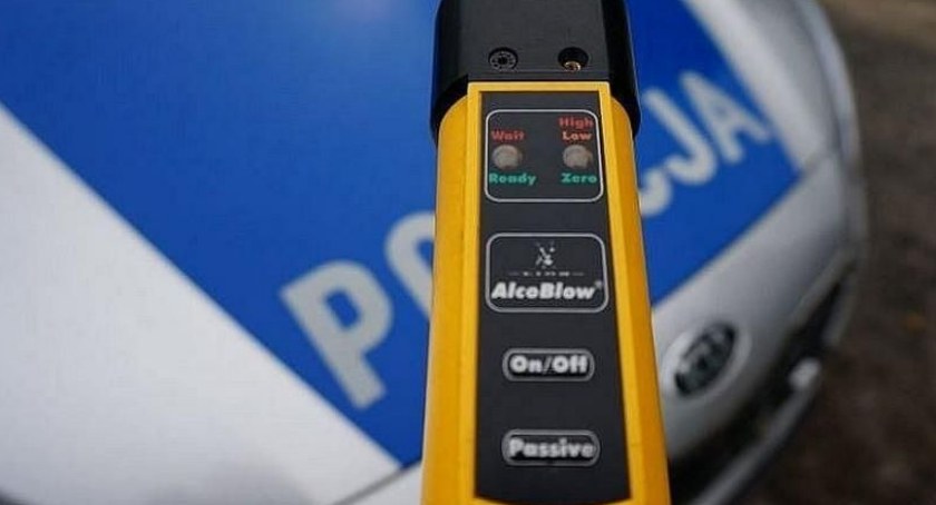 Jechała wężykiem. Wynik badania alkomatem zaskoczył policjantów