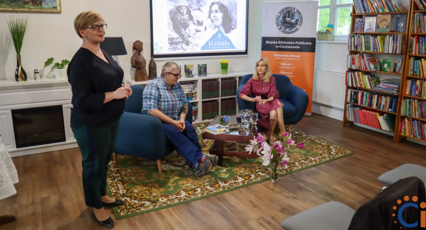 W Ciechanowie odbyło się spotkanie poświęcone Wandzie Rutkiewicz [zdjęcia]