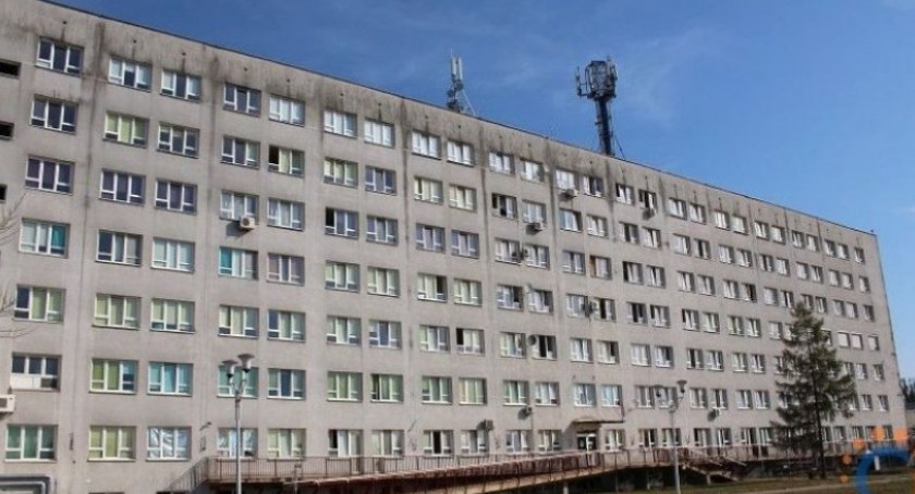 Kilkanaście milionów złotych strat szpitala w Ciechanowie