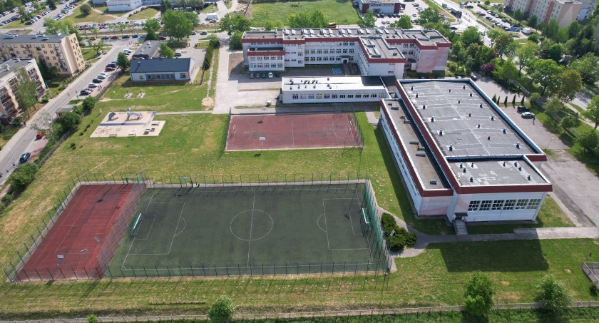 Teren sportowy przy 