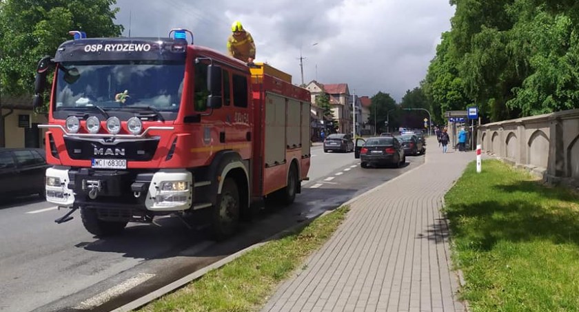 Na ul. Płońskiej zderzyły się osobówki