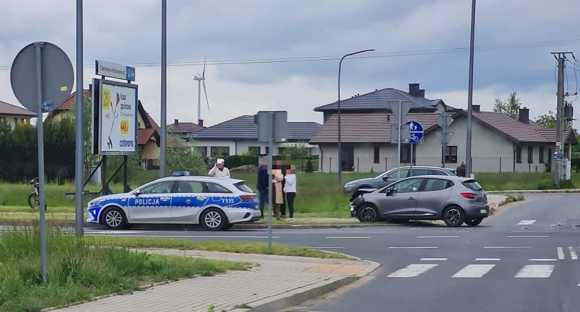 Znów to samo skrzyżowanie. Zderzenie osobówek w Ciechanowie