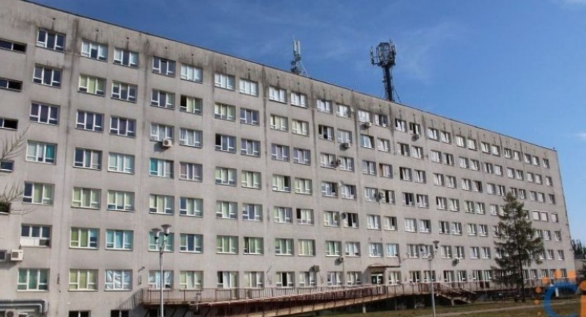 Pieniądze na inwestycje dla szpitala w Ciechanowie