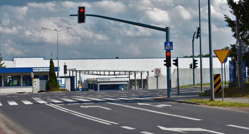 W Ciechanowie uruchomiono nową sygnalizację świetlną