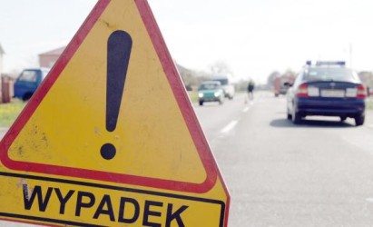 Wypadek na krajowej 50 – ucierpiała 10 letnia dziewczynka