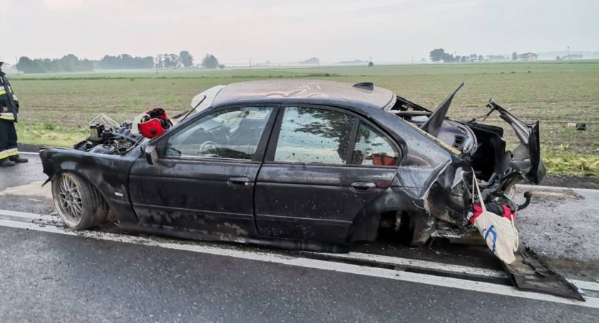 Młodzi mieszkańcy powiatu ciechanowskiego ranni w wypadku [zdjęcia]