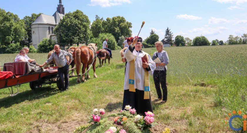 Poświęcenie Pól w Łopacinie - tradycja trochę zapomniana [zdjęcia]