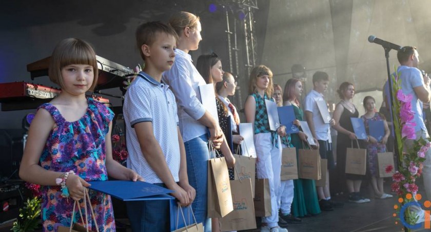 Młodzi artyści z Ciechanowa nagrodzeni przez miasto