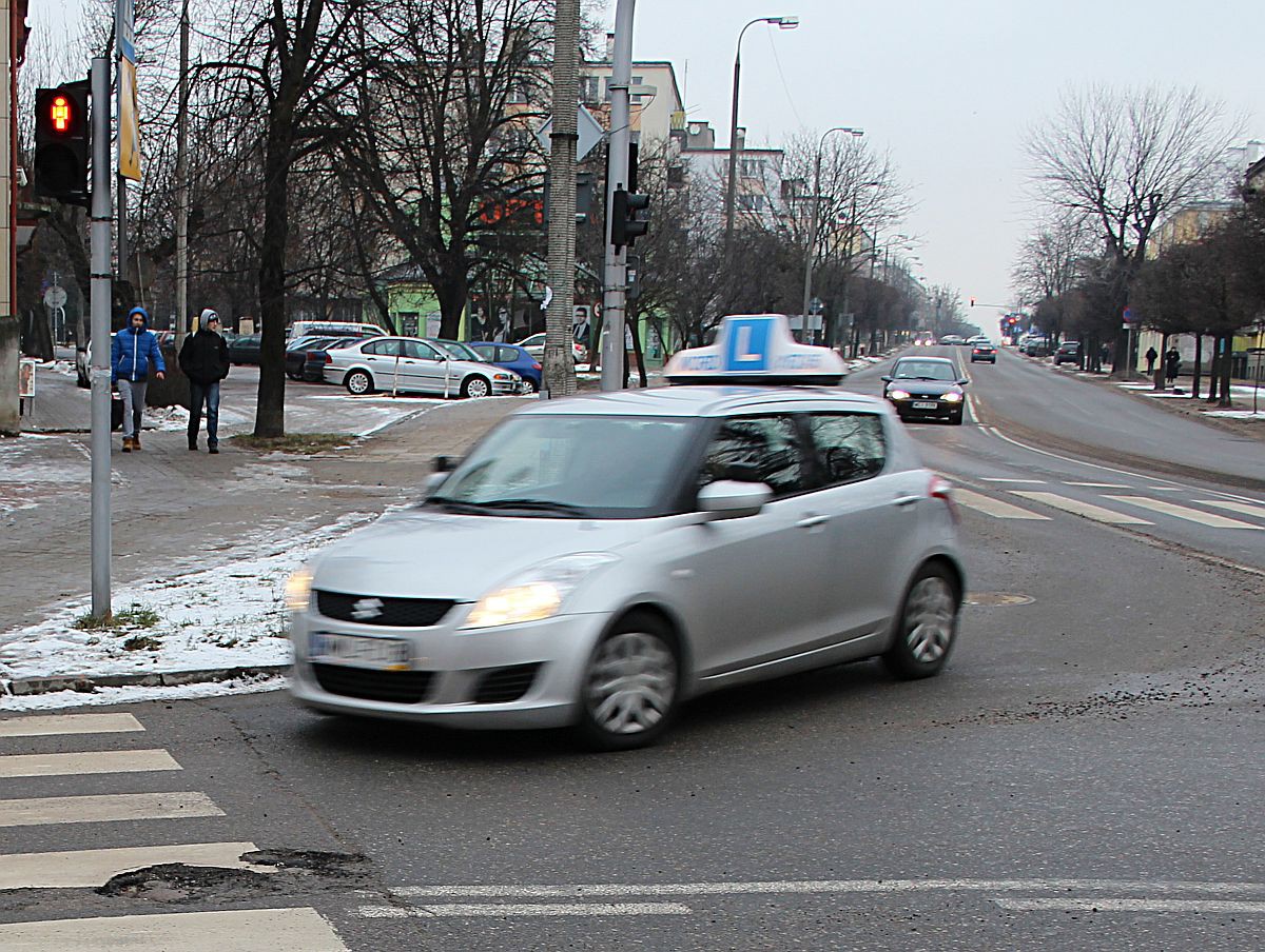 Zmiany i zdawalność egzaminów na prawo jazdy