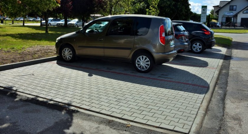 Kierowcy z Ciechanowa mają do dyspozycji nowy parking