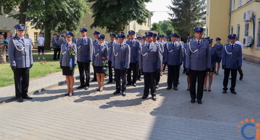 Były awanse i nagrody. Święto Policji w Ciechanowie [zdjęcia]