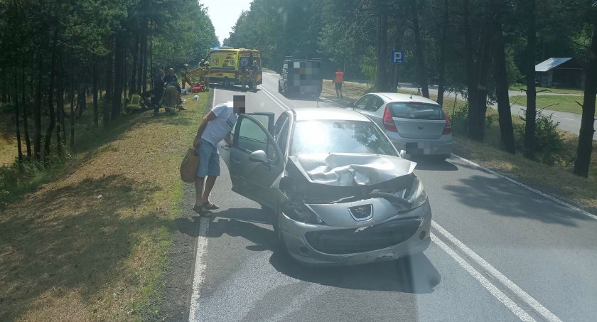 Trzy osoby poszkodowane w wypadku [zdjęcia]