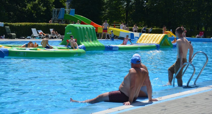 Basen w Ciechanowie ponownie otwarty
